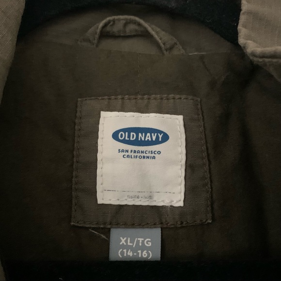 Kids Old Navy Utility Jacket - Picture 3 of 3